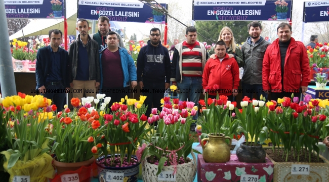 Özel öğrenciler lale yetiştirip, festivalde yarıştı