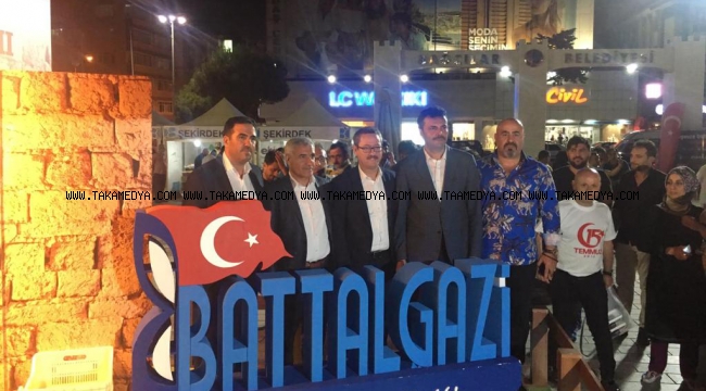 BAŞKAN GÜDER, İSTANBUL'DA '1. MALATYA KAYISI FESTİVALİ'NE KATILDI