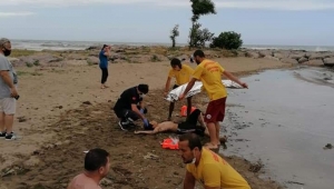 Giresun'da Üç Genç Boğulmaktan Son Anda Kurtarıldı