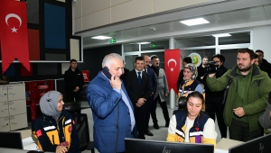 Trabzon Valisi Aziz Yıldırım Gece Mesaisinde