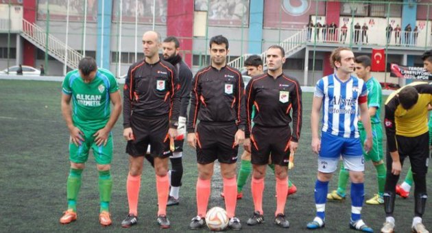 Trabzon'da Hakem Darp Edildi!