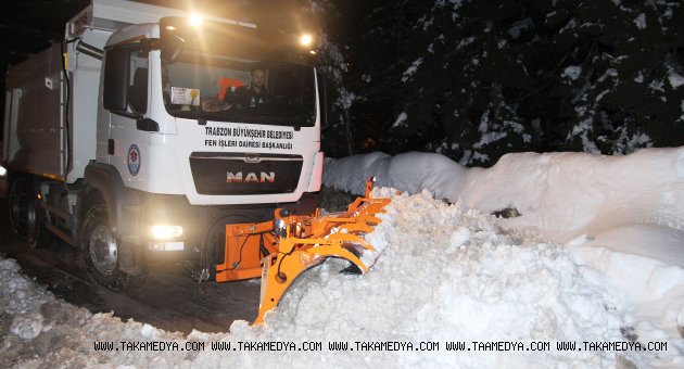 TRABZON'DA KAR ÇALIŞMALARI DEVAM EDİYOR